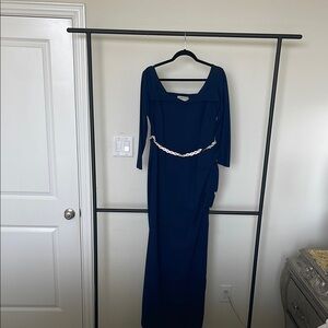 Elegant Navy Blue Evening Dress